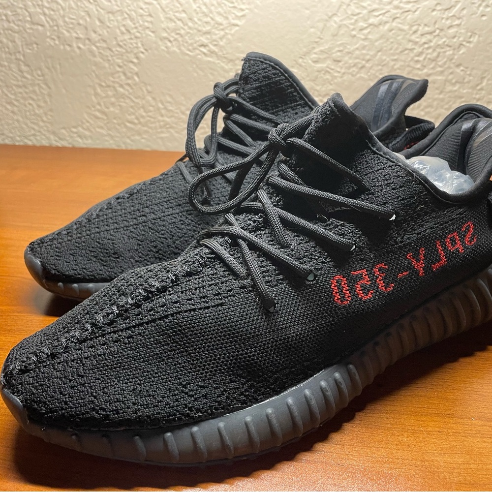 Replica Yeezy Boost 350 v2 (black and red) Sneaker size 11